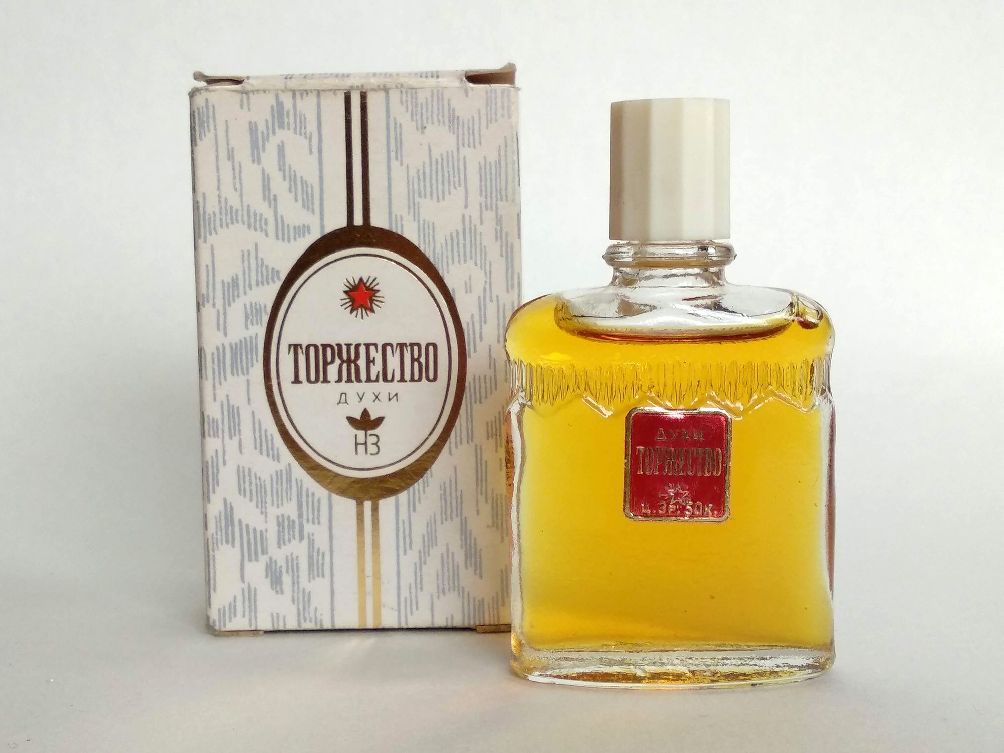 تصویر عطر ترژستوو نوایا زاریا (طلوع نو)