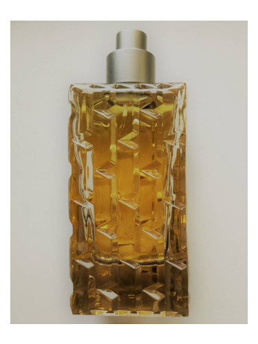تصویر عطر نارسيسوس فرش