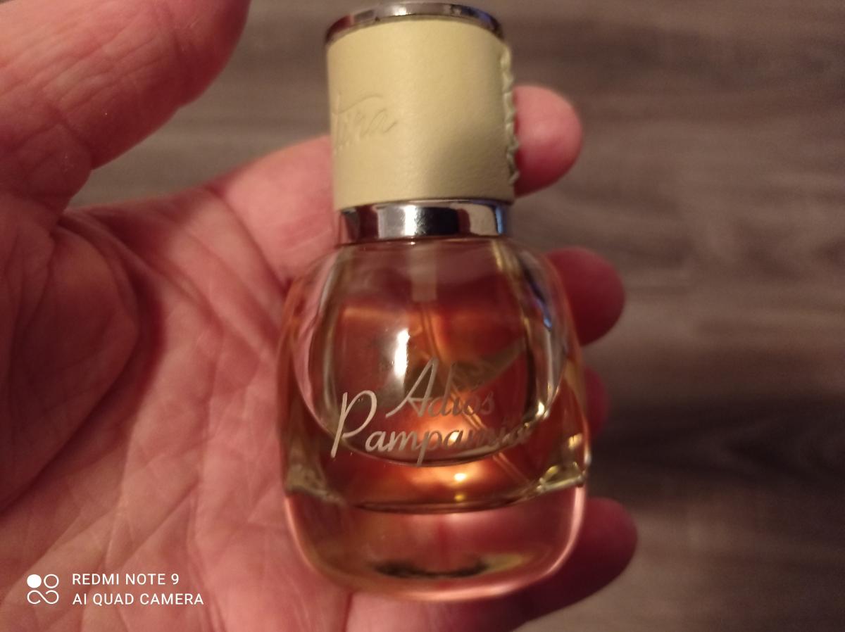 تصویر عطر ادیوس پامپامیا موجر لا مارتینا