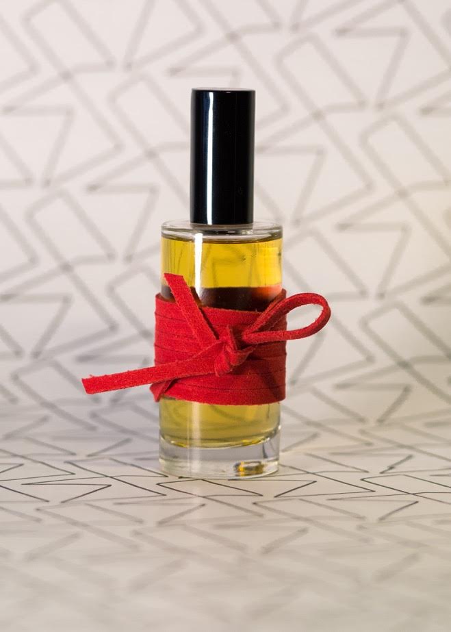 تصویر عطر اتاشه موی ای سی اند لا آیکونوفلای