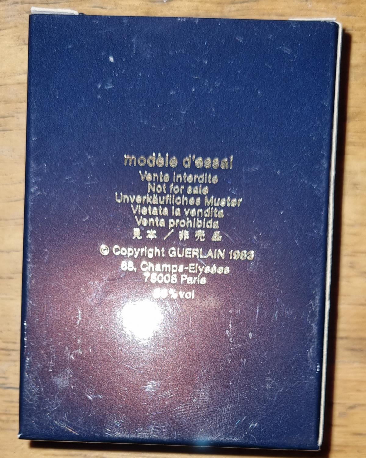 تصویر عطر داربی گرلن
