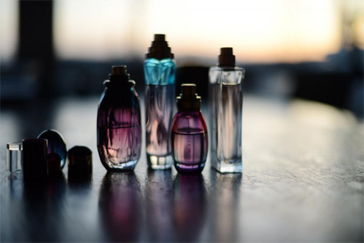 تصویر عطر کام اَن اِویدانس لو ایو روشه