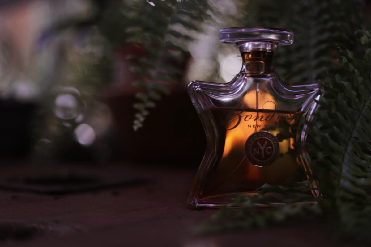 تصویر عطر برادوی نایت باند شمارهٔ ۹