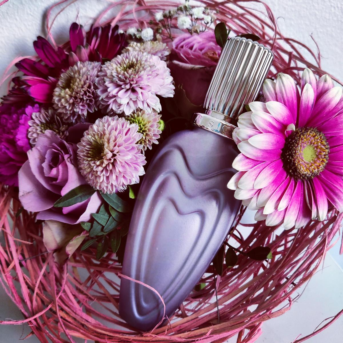 تصویر عطر اسکادا لاوینگ بوکت