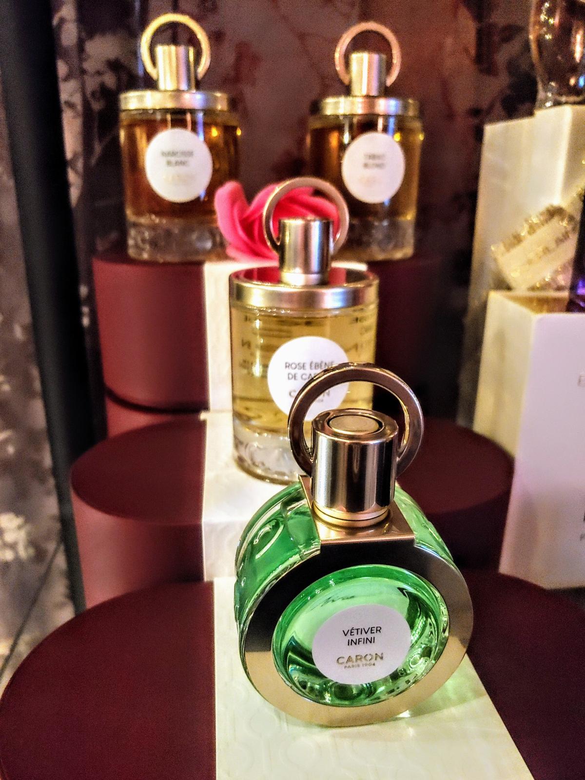 تصویر عطر وتیور اینفینی کارون