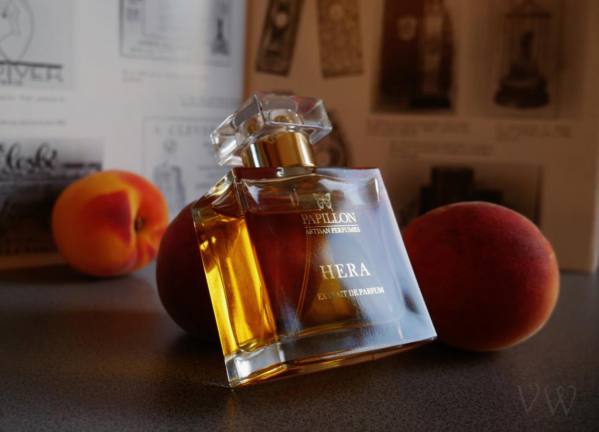 تصویر عطر هرا پاپیون آرتیزان پرفیومز