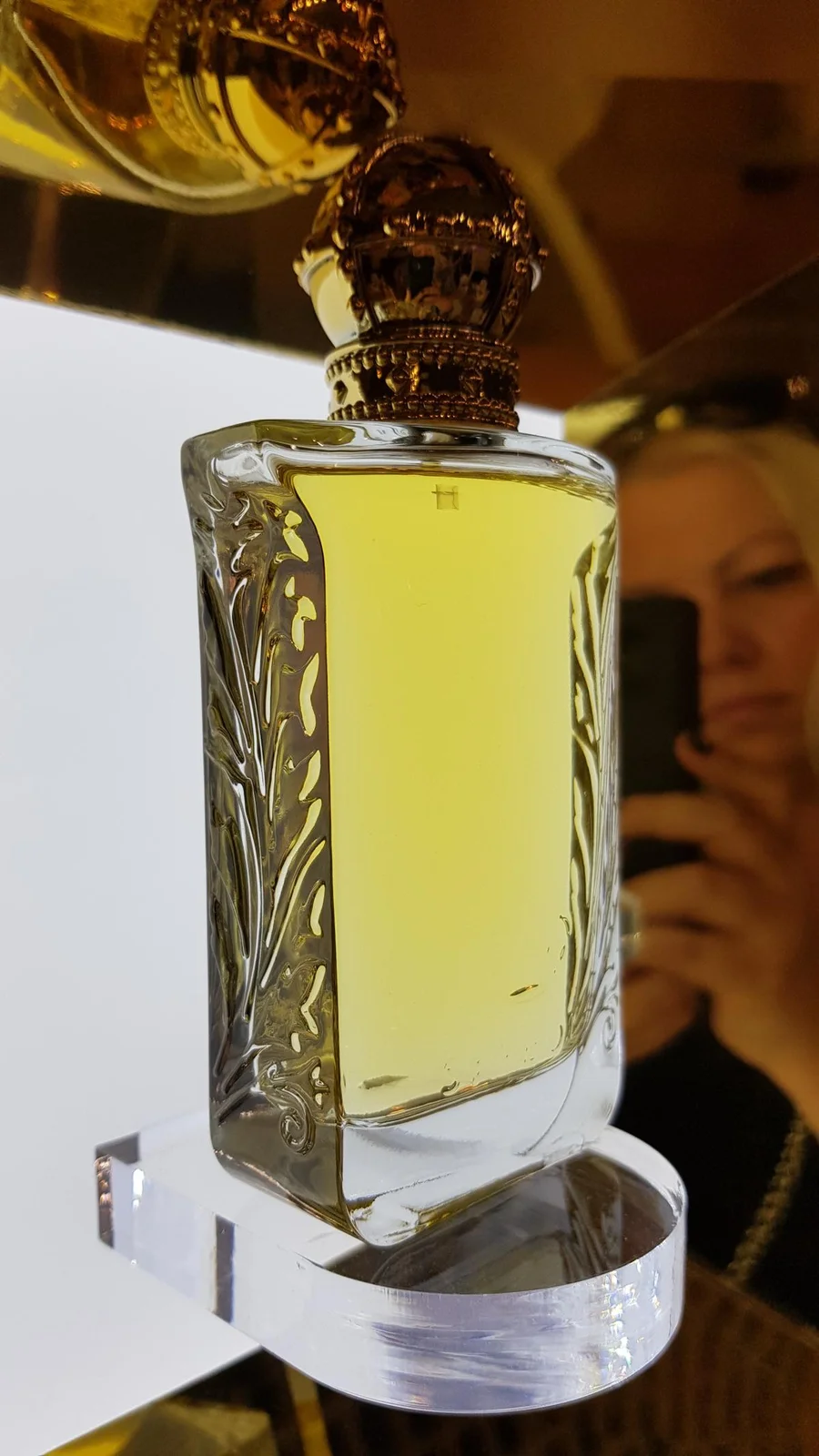 تصویر عطر سیمبل او دو پرفیوم پرنسس مارینا دو بوربون