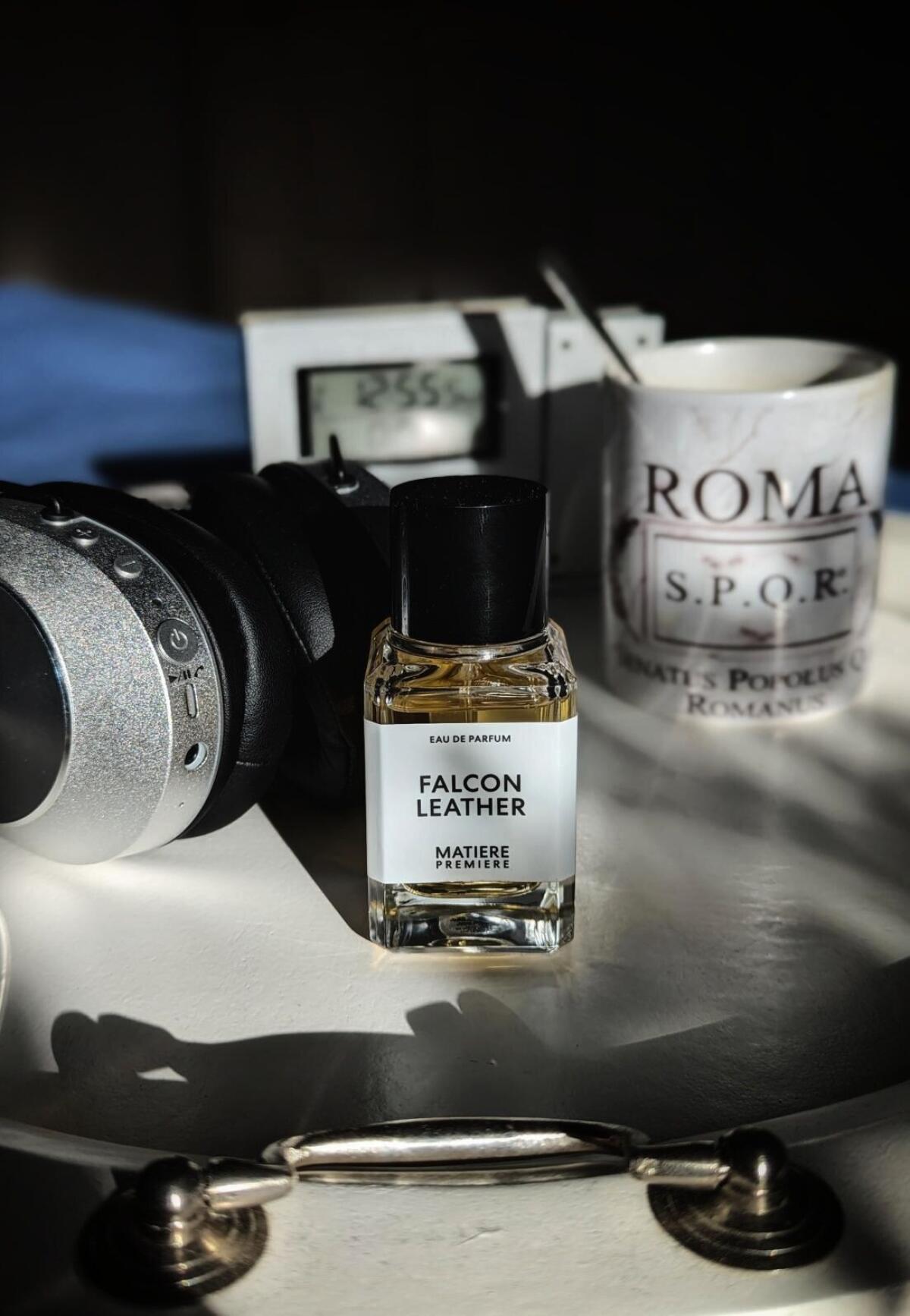 تصویر عطر فالکون لدر ماتی‌یر پرمیه