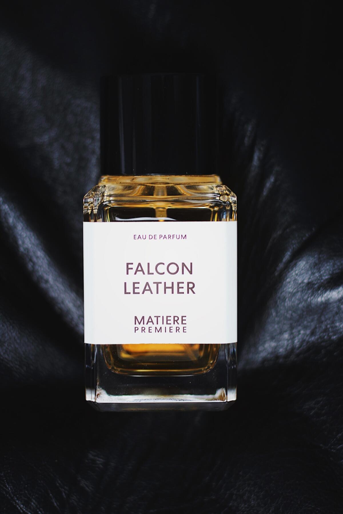 تصویر عطر فالکون لدر ماتی‌یر پرمیه