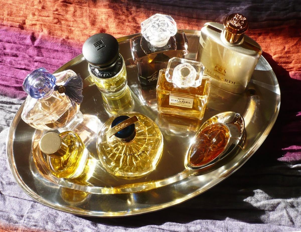 تصویر عطر ویوشس هیرام گرین