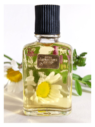 تصویر عطر زدراستوی، لتو رز کریمه