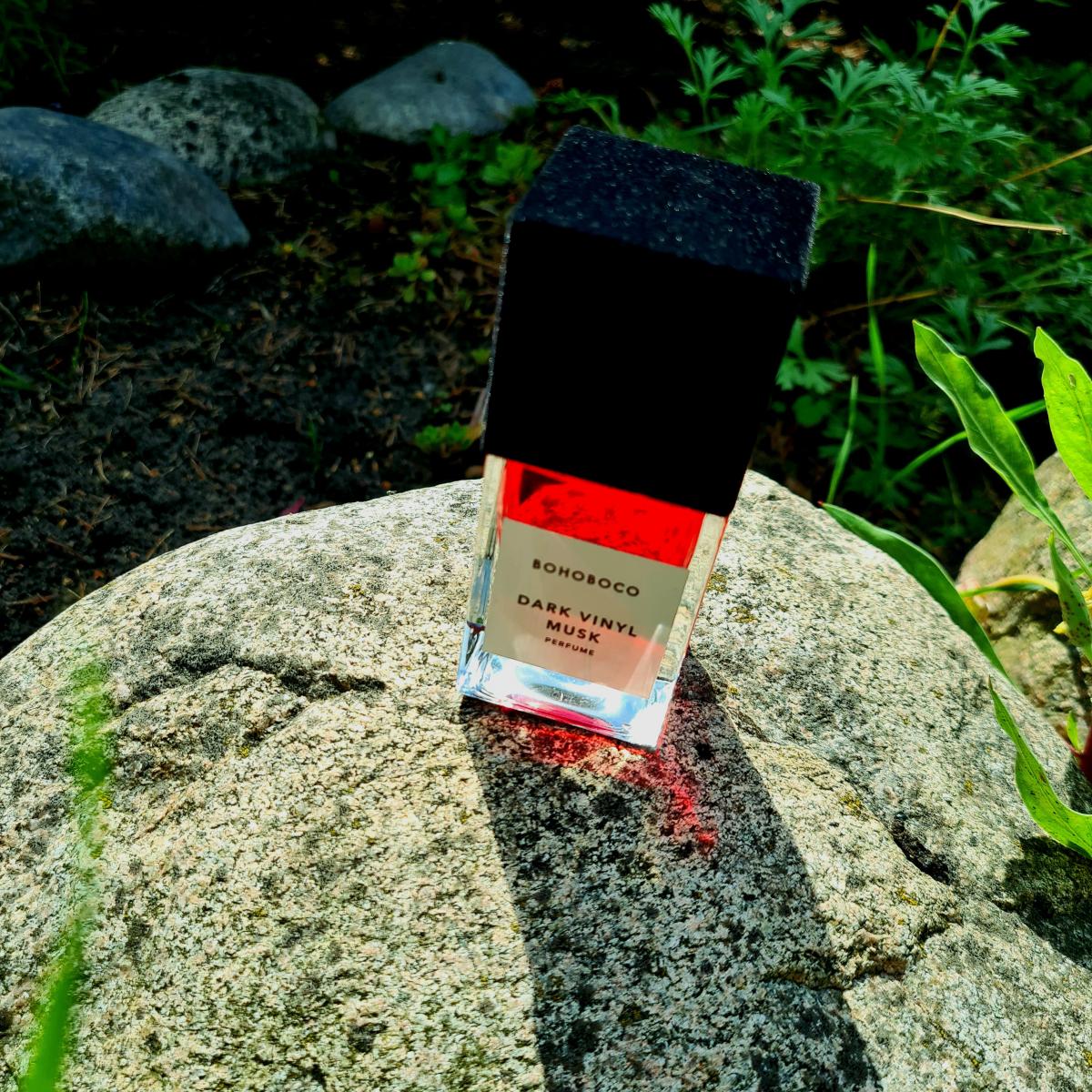 تصویر عطر دارک وینیل ماسک بوهوبوکو