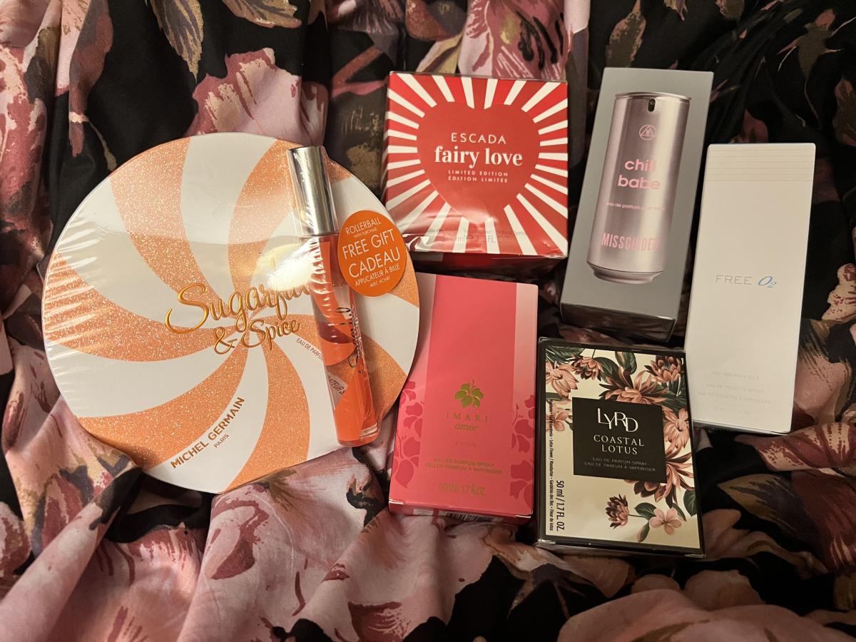 تصویر عطر فری اُ تو فور هِر ایون