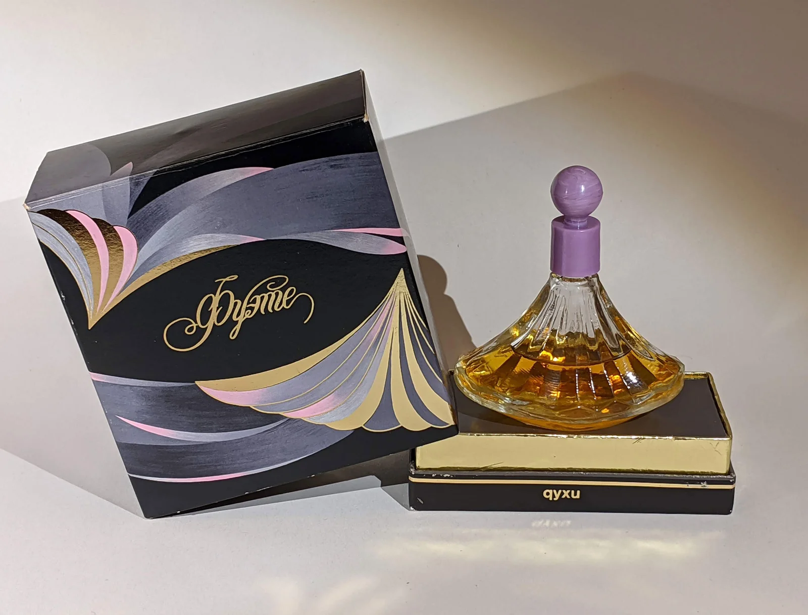 تصویر عطر فوته نوایا زاریا (طلوع نو)