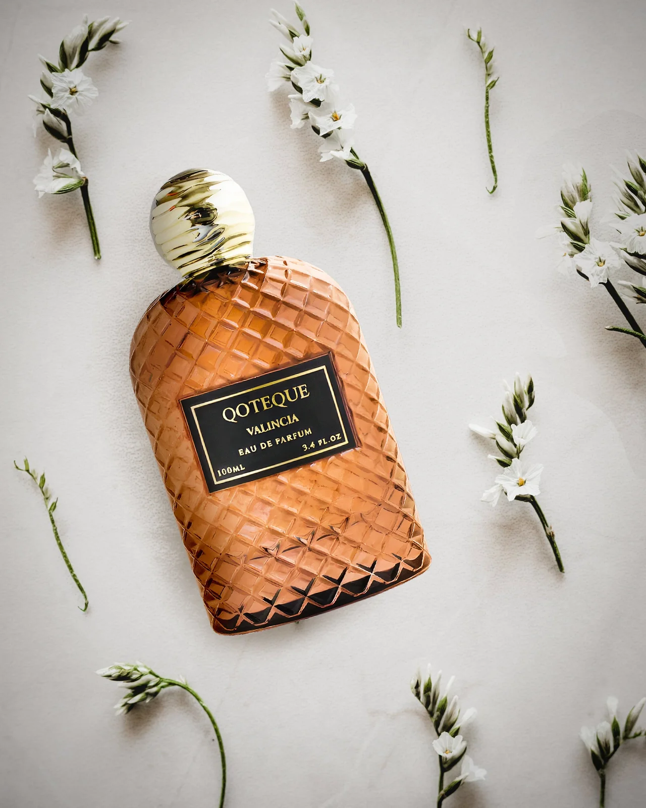 تصویر عطر والنسیا قوتکو