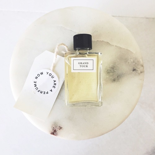 تصویر عطر گرند تور گوست