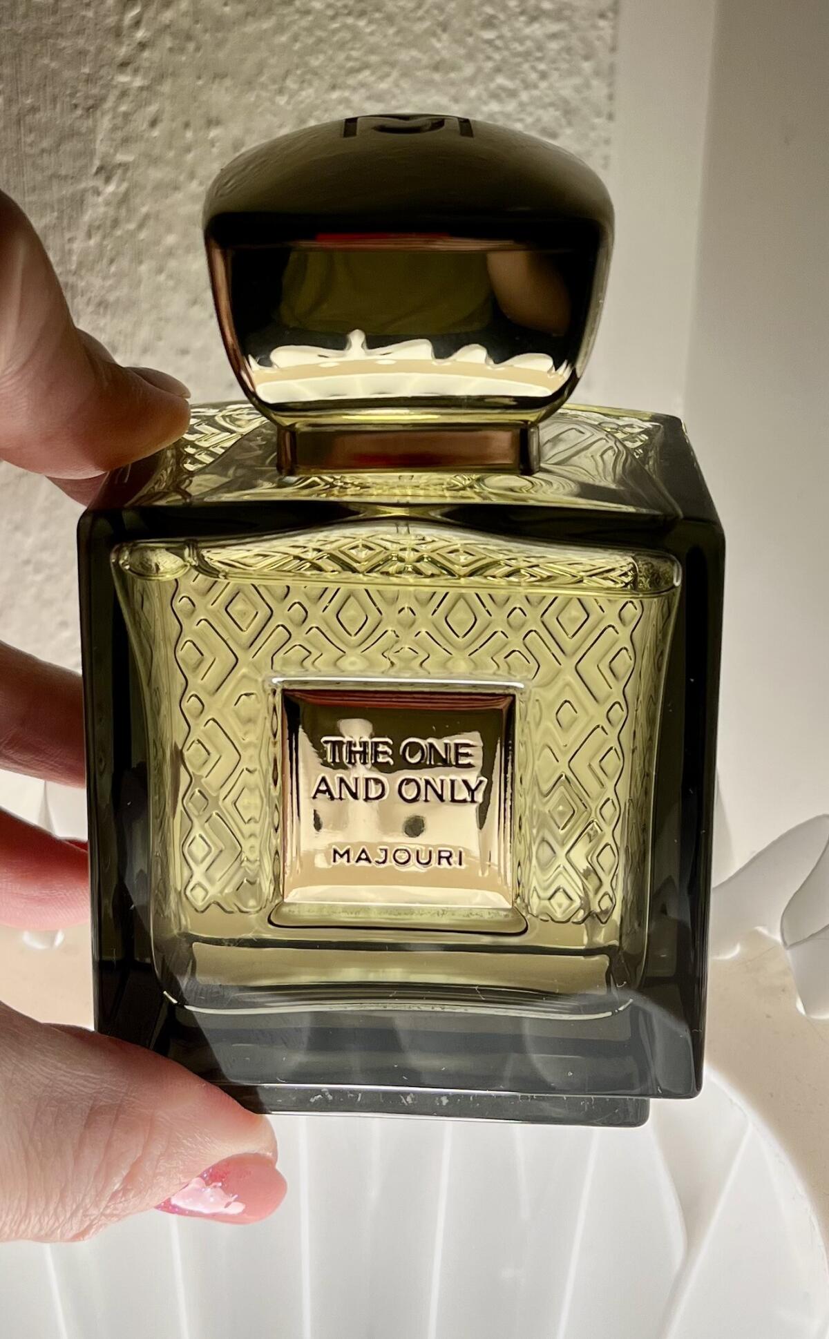 تصویر عطر ذ وان اند اونلی ماجاوری