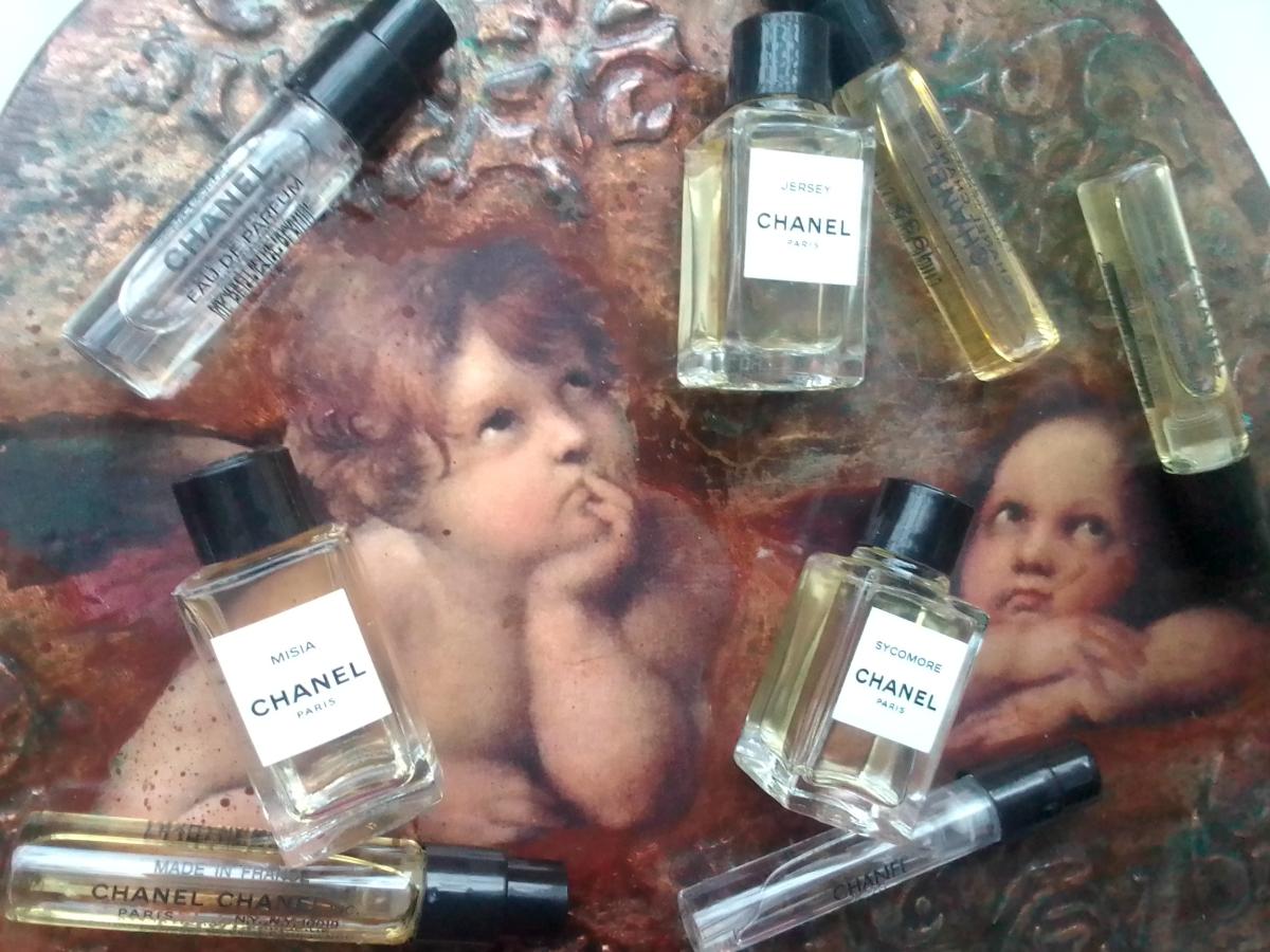 تصویر عطر گردنیا او دو پرفیوم شنل