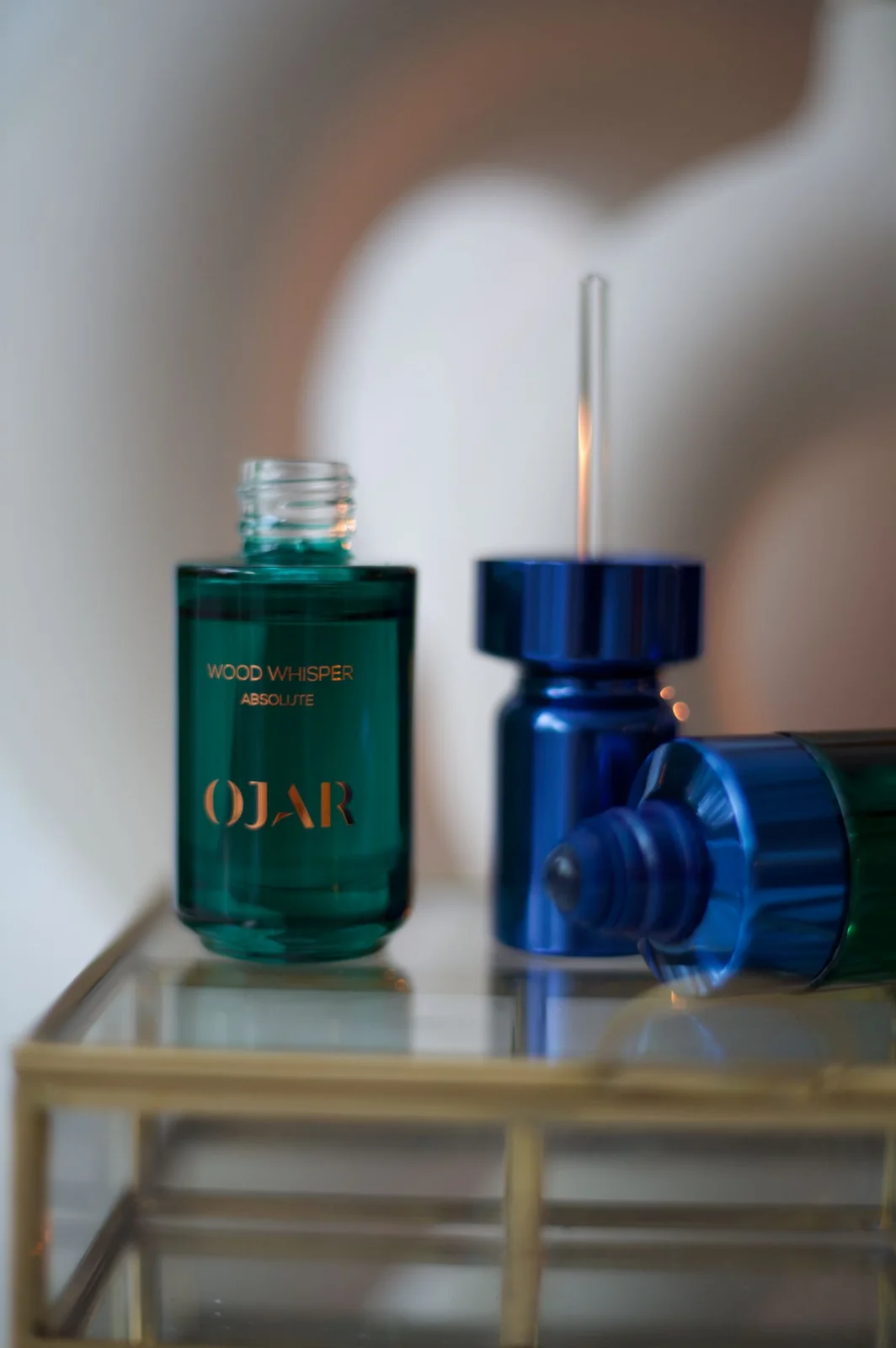 تصویر عطر بوا مونوکروم اوجار