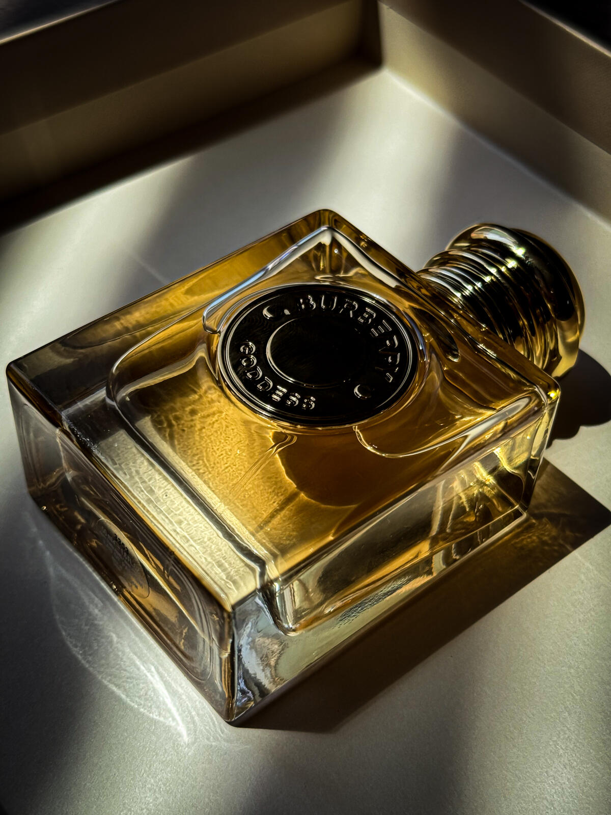 تصویر عطر گادس بربری