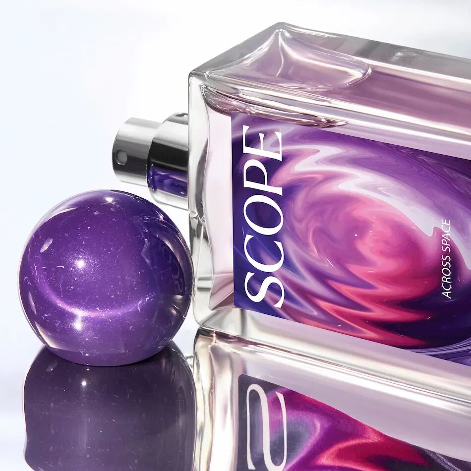 تصویر عطر اسکوپ اکراس اسپیس اوریفلیم