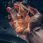 عطر ادکلن فی اون رز دو قندهار تاور پرفیومز - PHI Une Rose de Kandahar Tauer Perfumes - بررسی، قیمت و خرید