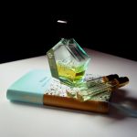 عطر ادکلن فی اون رز دو قندهار تاور پرفیومز - PHI Une Rose de Kandahar Tauer Perfumes - بررسی، قیمت و خرید