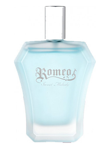 عطر ادکلن رومئو سوییت ملودی لاو پسپورت - Romeo Sweet Melody Love Passport - بررسی، قیمت و خرید