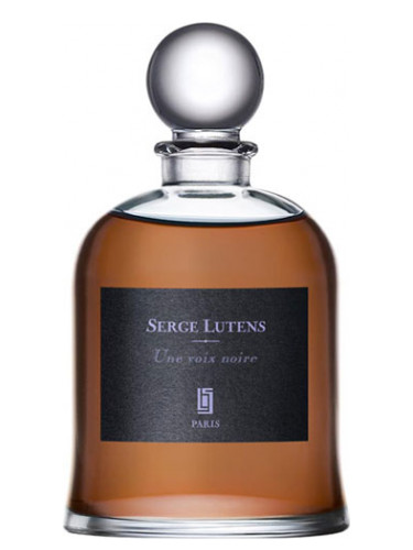 عطر ادکلن اُن وُوآ نُوآر سرژ لوتنس - Une Voix Noire Serge Lutens - بررسی، قیمت و خرید