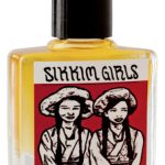 عطر ادکلن سیکیم گرلز لاش - Sikkim Girls Lush - بررسی، قیمت و خرید