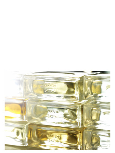عطر ادکلن موراساکی نو اوئه پرفیوم ساتوری - Murasaki no Ue (Lady Murasaki) Parfum Satori - بررسی، قیمت و خرید