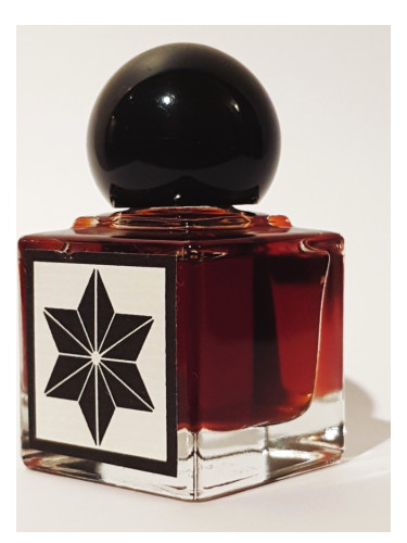 عطر ادکلن نادیر نات پرفیومز - Nadir NOT perfumes - بررسی، قیمت و خرید