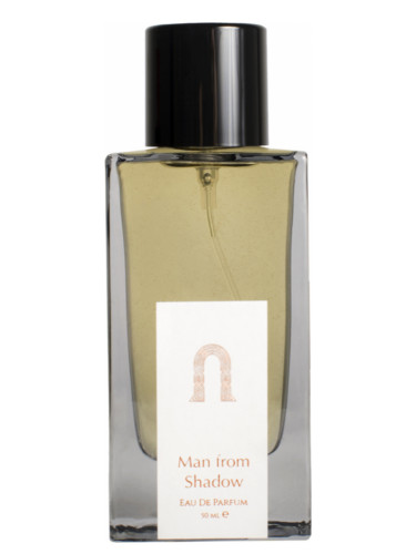 عطر ادکلن اَ مَن آو شَدو ناشک - A Man of Shadow NSHQ - بررسی، قیمت و خرید