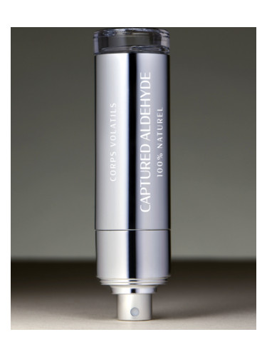 عطر ادکلن کپچر آلدئید کور ولوَتی - Captured Aldehyde Corps Volatils - بررسی، قیمت و خرید