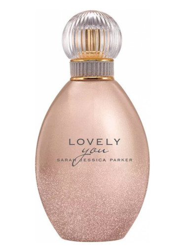 عطر ادکلن لاولی یو سارا جسیکا پارکر - Lovely You Sarah Jessica Parker - بررسی، قیمت و خرید