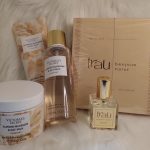 عطر ادکلن آلوند بلاسوم اند اوت میلک کامفورت ویکتوریا سیکرت - Almond Blossom & Oat Milk Comfort Victoria's Secret - بررسی، قیمت و خرید