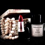 عطر ادکلن اوت ات د اوپرا فیلی - Out at the Opera (Glamurous Oud) Philly&Phill - بررسی، قیمت و خرید