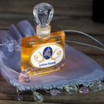 عطر ادکلن ل وویاژ جوآن بسِت - Le Voyage JoAnne Bassett - بررسی، قیمت و خرید