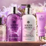 عطر ادکلن بلاسمینگ هانی‌ساکل اند وایت تی مولتون براون - Blossoming Honeysuckle & White Tea Molton Brown - بررسی، قیمت و خرید