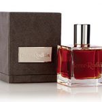 عطر ادکلن گاتیک وان لوری رودکین - Gothic I Loree Rodkin - بررسی، قیمت و خرید