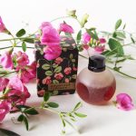 عطر ادکلن پوکوزیرنیتیس دزینتارس - Puķu zirnītis (Душистый горошек) Dzintars - بررسی، قیمت و خرید