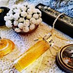 عطر ادکلن مورمور ایلانگ ایلانگ د ماداگاسکار ون کلیف اند آرپلز - Murmure Ylang Ylang de Madagascar Van Cleef & Arpels - بررسی، قیمت و خرید