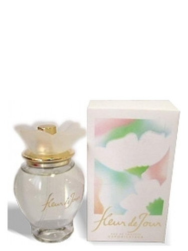 عطر ادکلن فلور د ژور آنتونیو پوئیگ - Fleur de Jour Antonio Puig - بررسی، قیمت و خرید