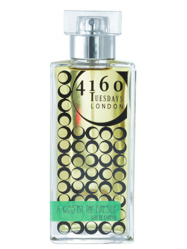 عطر ادکلن اِ کیس بای دِ فایرساید چهاردهصد و شصت تیوزدیز - A Kiss By The Fireside 4160 Tuesdays - بررسی، قیمت و خرید