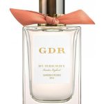 عطر ادکلن گاردن رزز بر بری - Garden Roses Burberry - بررسی، قیمت و خرید