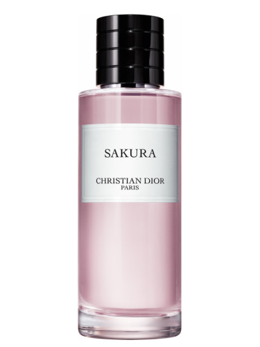 عطر ادکلن ساکورا دیور - Sakura Dior - بررسی، قیمت و خرید