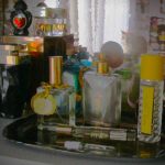 عطر ادکلن سینابار اِستی لودر - Cinnabar Estée Lauder - بررسی، قیمت و خرید