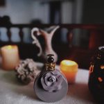 عطر ادکلن والنتینا میر اسولوتو والنتینو - Valentina Myrrh Assoluto Valentino - بررسی، قیمت و خرید