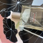 عطر ادکلن مگنولیا بلاسم بث اند بادی ورکز - Magnolia Blossom Bath & Body Works - بررسی، قیمت و خرید
