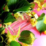 عطر ادکلن لا شَس اُ پاپییون لاریزان پرفیومر - La Chasse aux Papillons L'Artisan Parfumeur - بررسی، قیمت و خرید